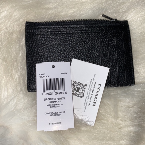 Coach Cardcase in Pebble Leather - Picture 4 of 4